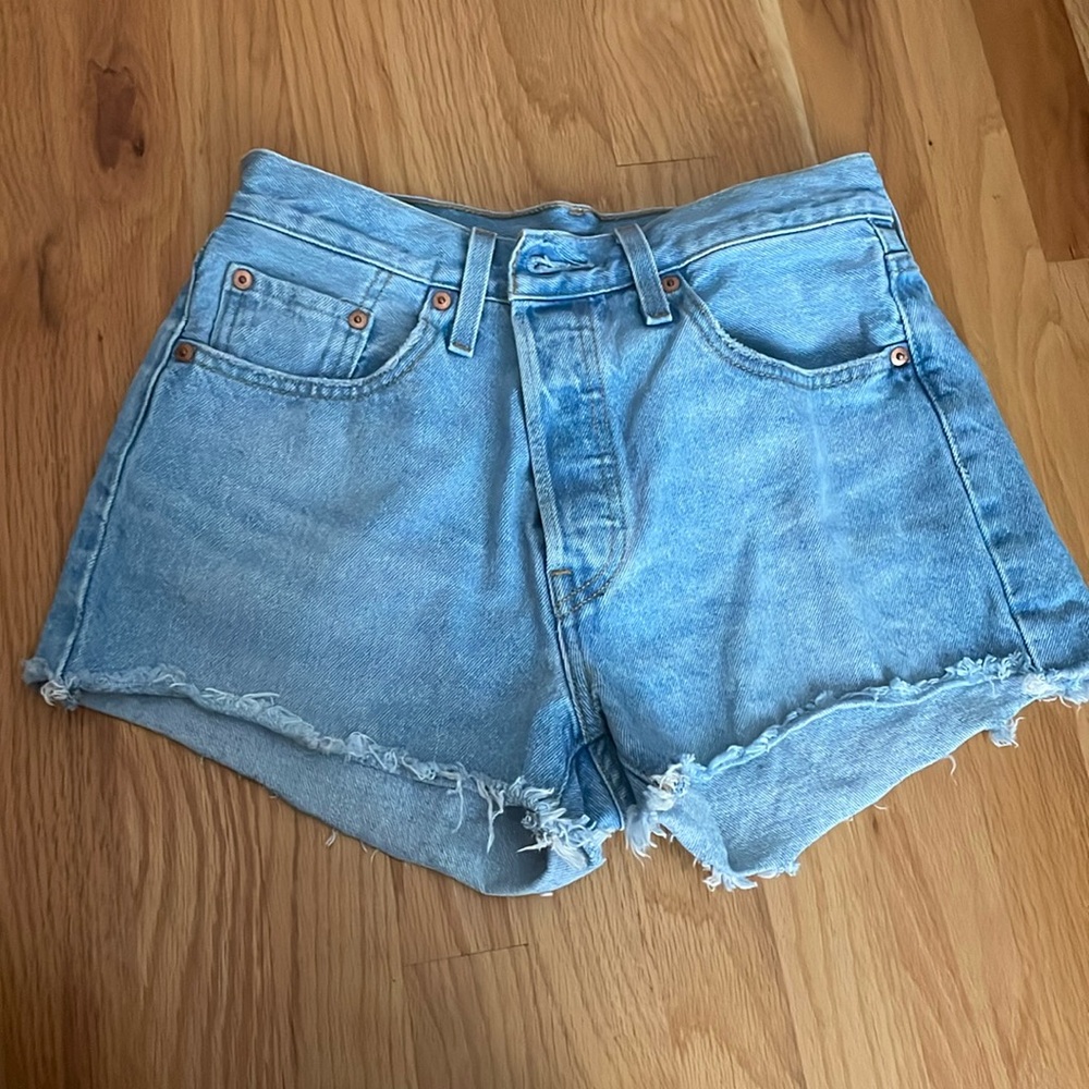 Levi’s 501 shorts